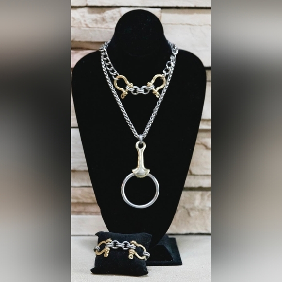 Necklace & Bracelet